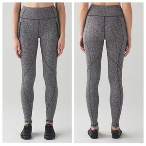Lululemon Run It Out Tight Power Luxtreme Ripple Jacquard Black White Leggings 4